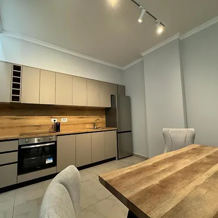 Center Apartment Durres
